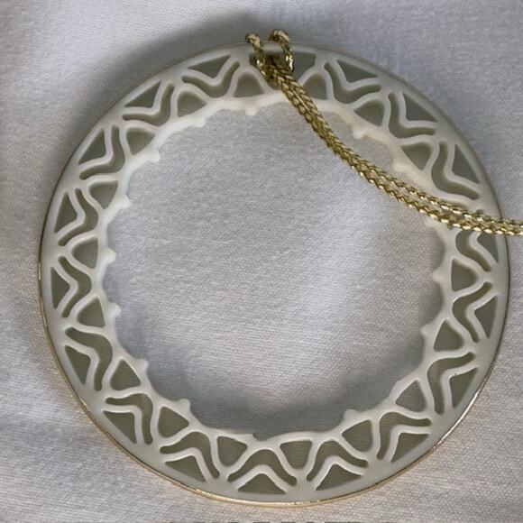 Lenox Porcelain Snowflake Ornament Silver Frost & Lenox Round Ornament Christmas - Picture 2 of 7